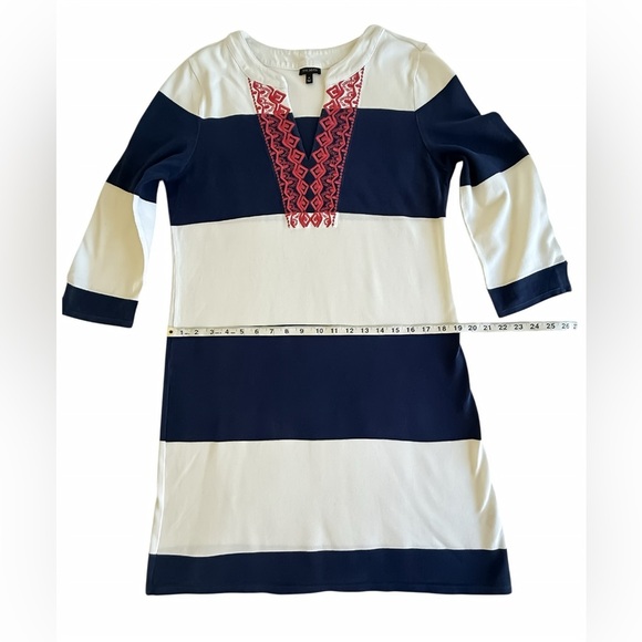 Talbots Cotton Piqué Embroidered Tunic Shift Dress – Navy, White & Pink – Size M - Picture 9 of 10